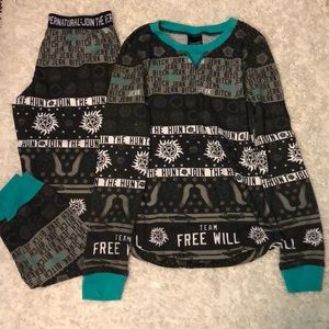 Supernatural Hot Topic Christmas Pajama Set